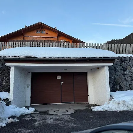 Casa Gherdeina, Ski-in, Ski-out Mountain Gem *
