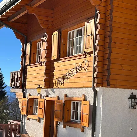 Casa Gherdeina, Ski-in, Ski-out Mountain Gem *
