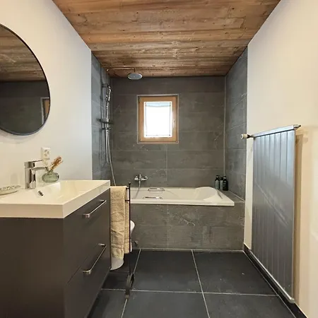 Casa Gherdeina, Ski-in, Ski-out Mountain Gem Ollon